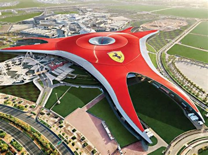 Aunrey Plaza: The Ultimate Destination for Luxury and Comfort