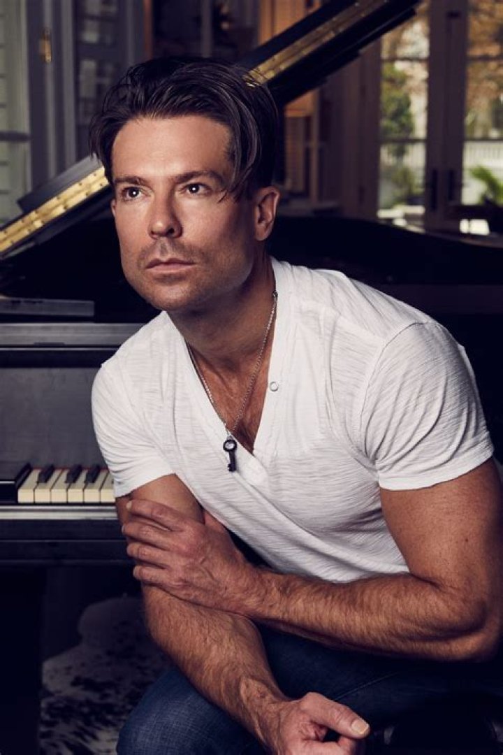 Chris Unclesho: The Rising Star in the Music Industry