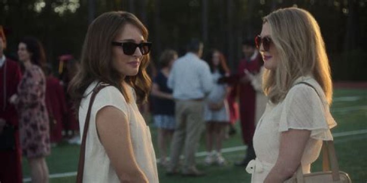 Exploring the Personal Life of Louie the Singer: A Closer Look at His Wife's Picture