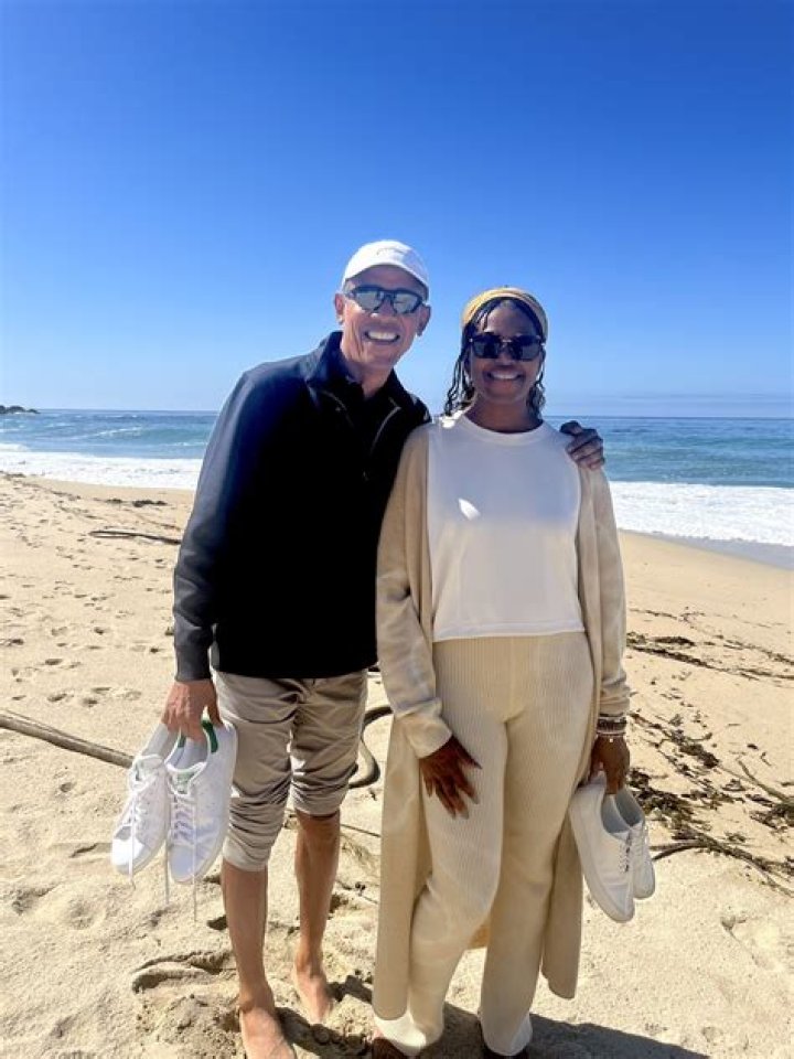 Is Michelle Obama a Man? Debunking the Rumors and Misinformation