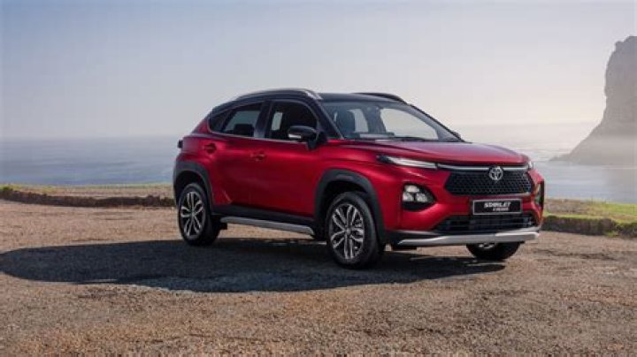 Jennifer Campbell: A Rising Starlet's Journey in Hollywood Today