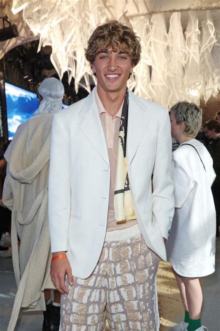Justin Qualley: The Rising Star in Hollywood