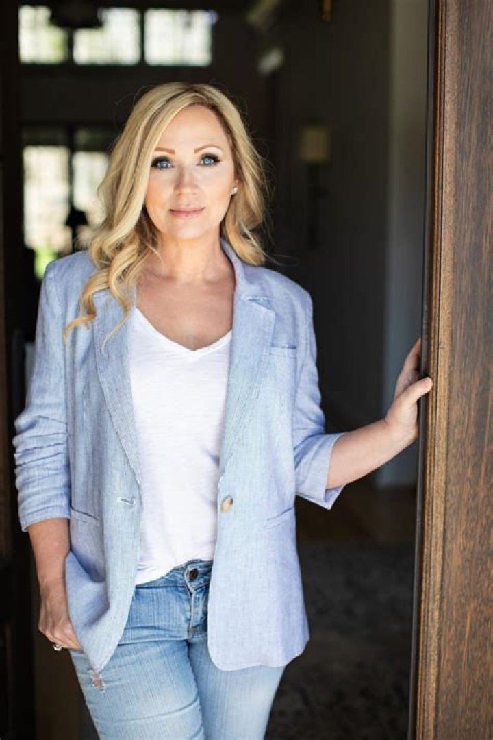 Leigh-Allyn Baker: A Comprehensive Guide to the Beloved Actress