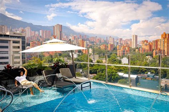 Loutron Medellin: Discover the Ultimate Luxury Stay in Colombia