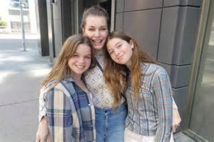 The Alluring Rebecca Romijn: Exploring Her Height and More